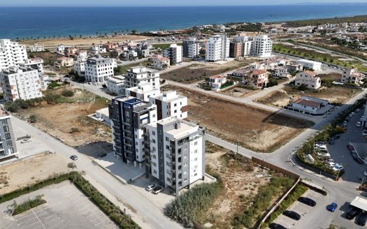 İskele Longbeach Satılık 1+1  Daire