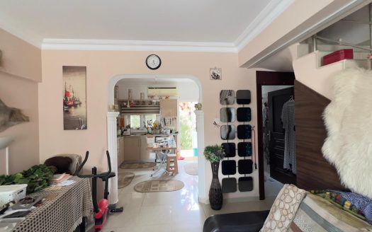 İskele Longbeach Satılık 2+1 İkiz Villa