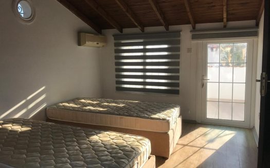 İskele Bahçalar Kiralık 5+1 Villa