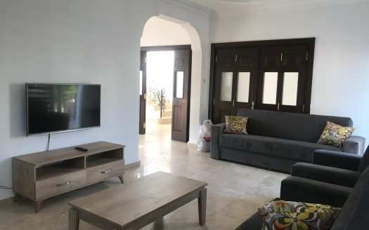 İskele Bahçalar Kiralık 5+1 Villa