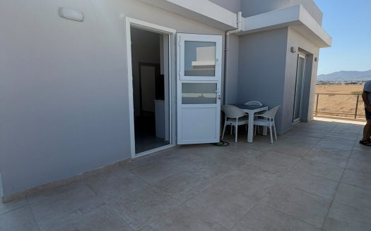 İskele Longbeach Satılık 1+1 Penthouse